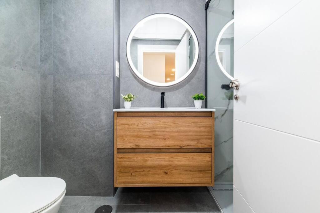Modern Apartment Close To The City Center And Alhambra Granada Exteriör bild
