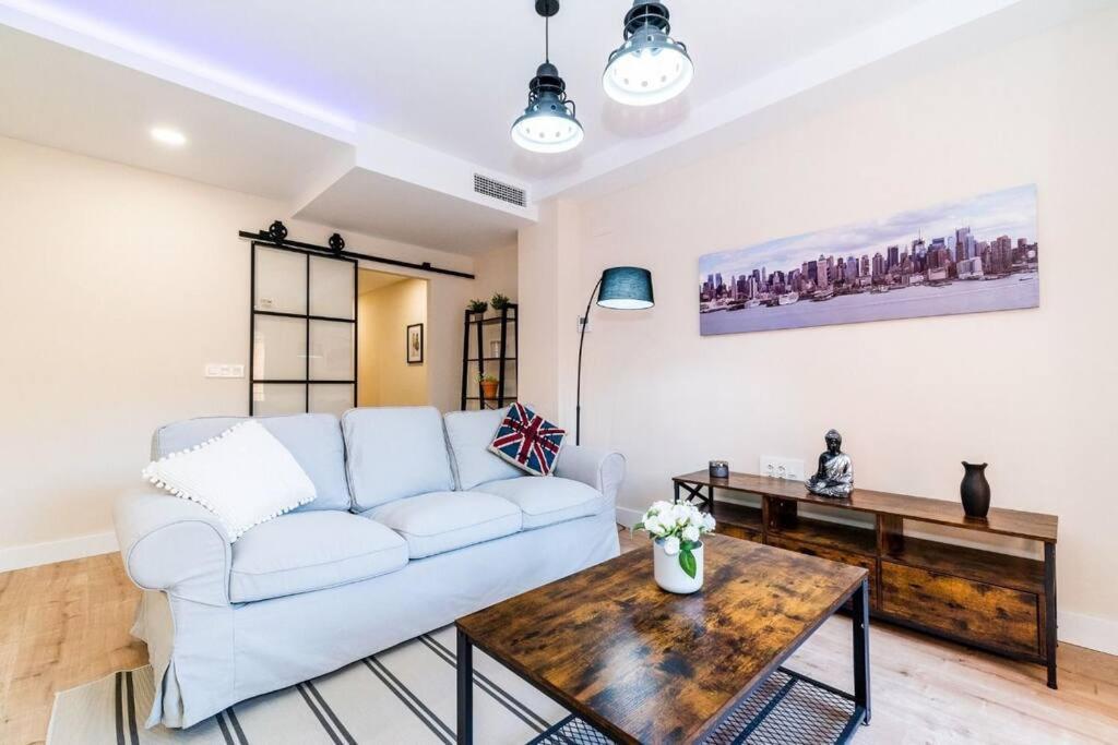 Modern Apartment Close To The City Center And Alhambra Granada Exteriör bild