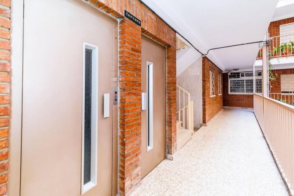 Modern Apartment Close To The City Center And Alhambra Granada Exteriör bild