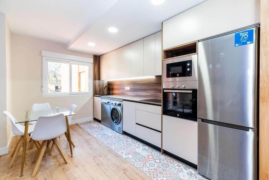Modern Apartment Close To The City Center And Alhambra Granada Exteriör bild