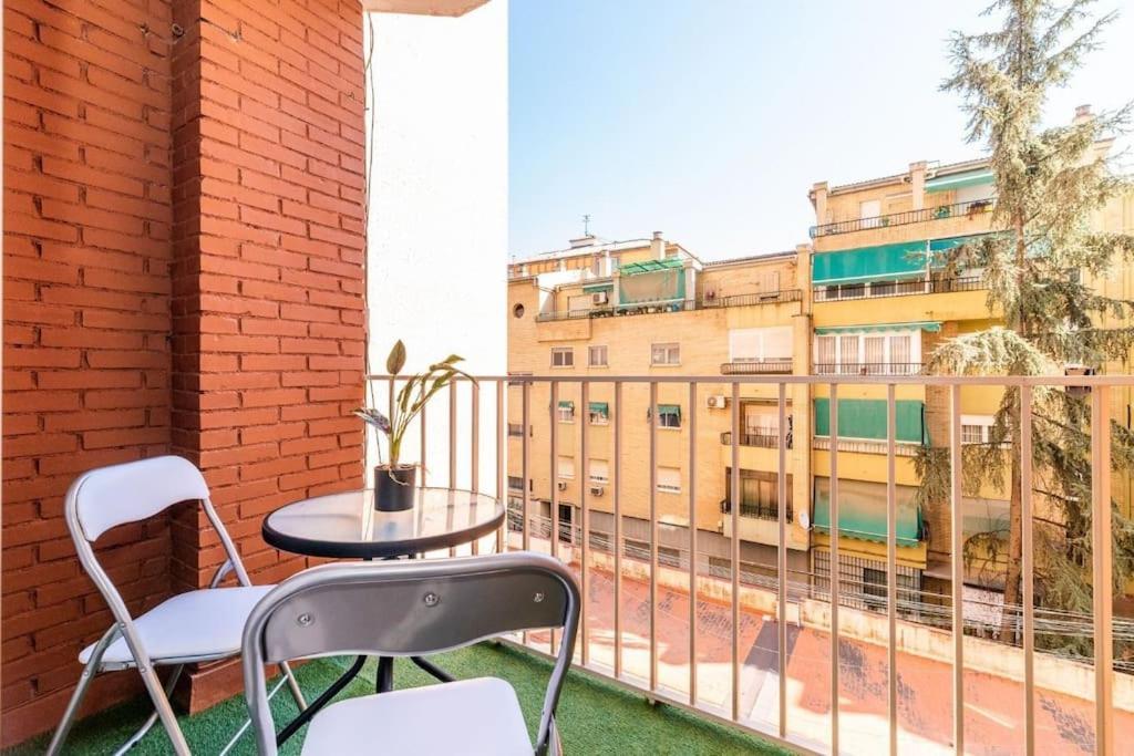 Modern Apartment Close To The City Center And Alhambra Granada Exteriör bild