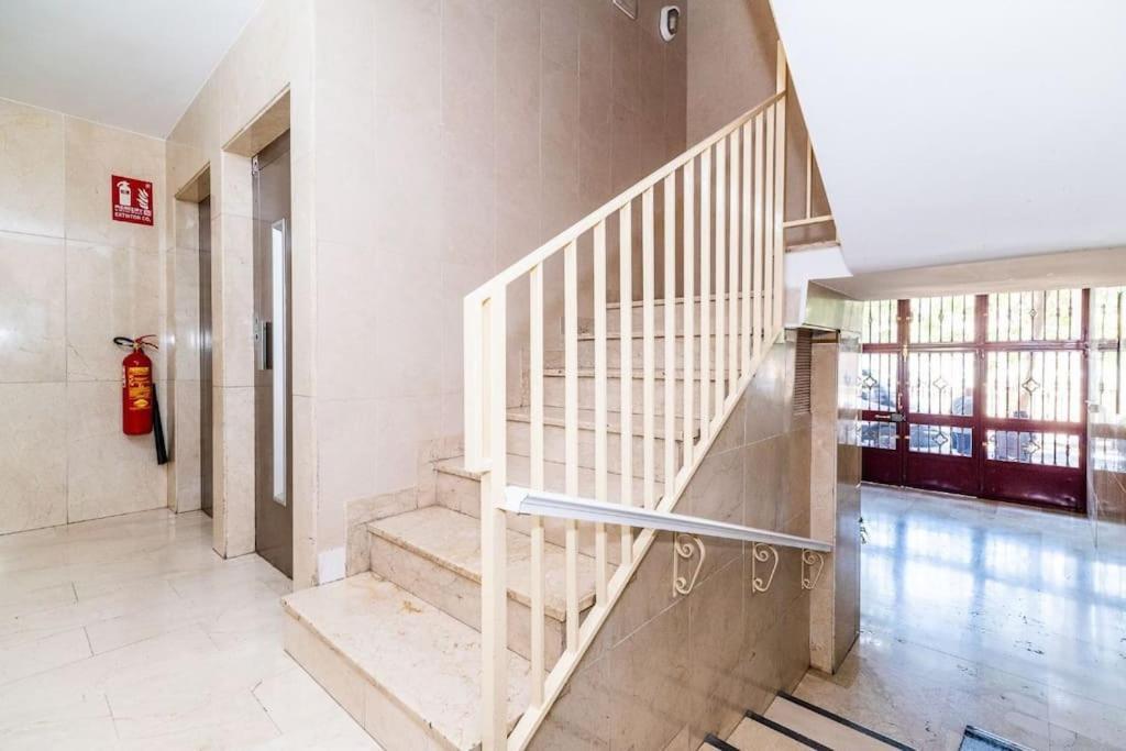 Modern Apartment Close To The City Center And Alhambra Granada Exteriör bild